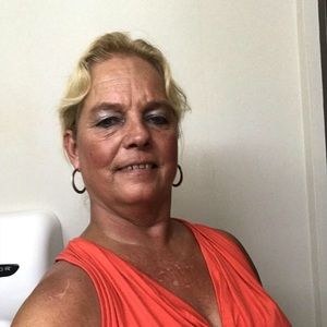 Meet your Posher, Cathy